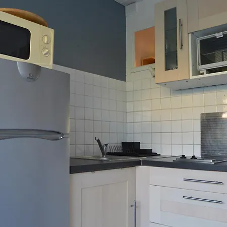 3 Couchages Avec Terrasse, Parking, A 50m De La - D'agde - Fr-1-249-171 * Le Grau-d'Agde